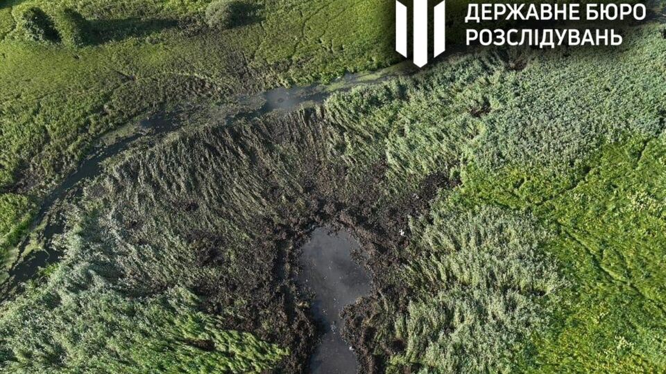 Отдельное внимание следствие уделяет изучению технического состояния самолета, соблюдению регламентов подготовки к полету и контролю со стороны ответственных лиц