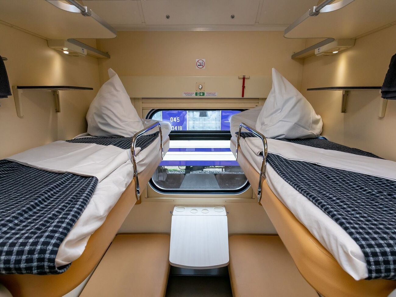 В "Укрзалізниці" рассказали, что проблема с билетами летом возникла из-за большого количества желающих ехать