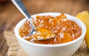 Для повидла понадобится 800 г сахара