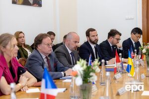 Українська влада запевнила послів у збереженні незалежності НАБУ й САП