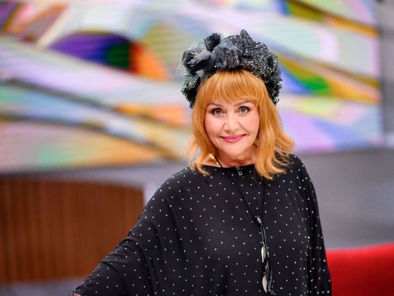 Кудлай: Трехкомнатная квартира – небольшая, но все равно – вид такой из окна