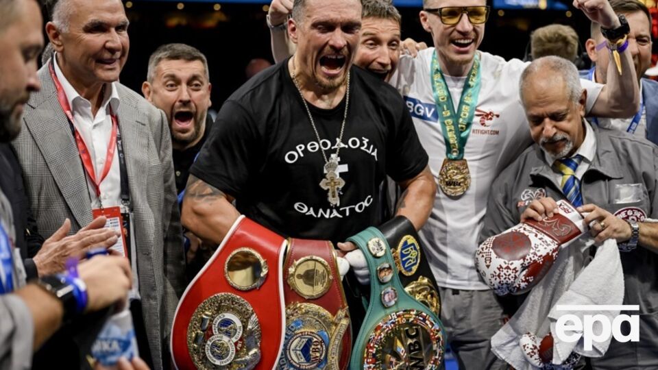 Усик обладает всеми поясами в профи-боксе