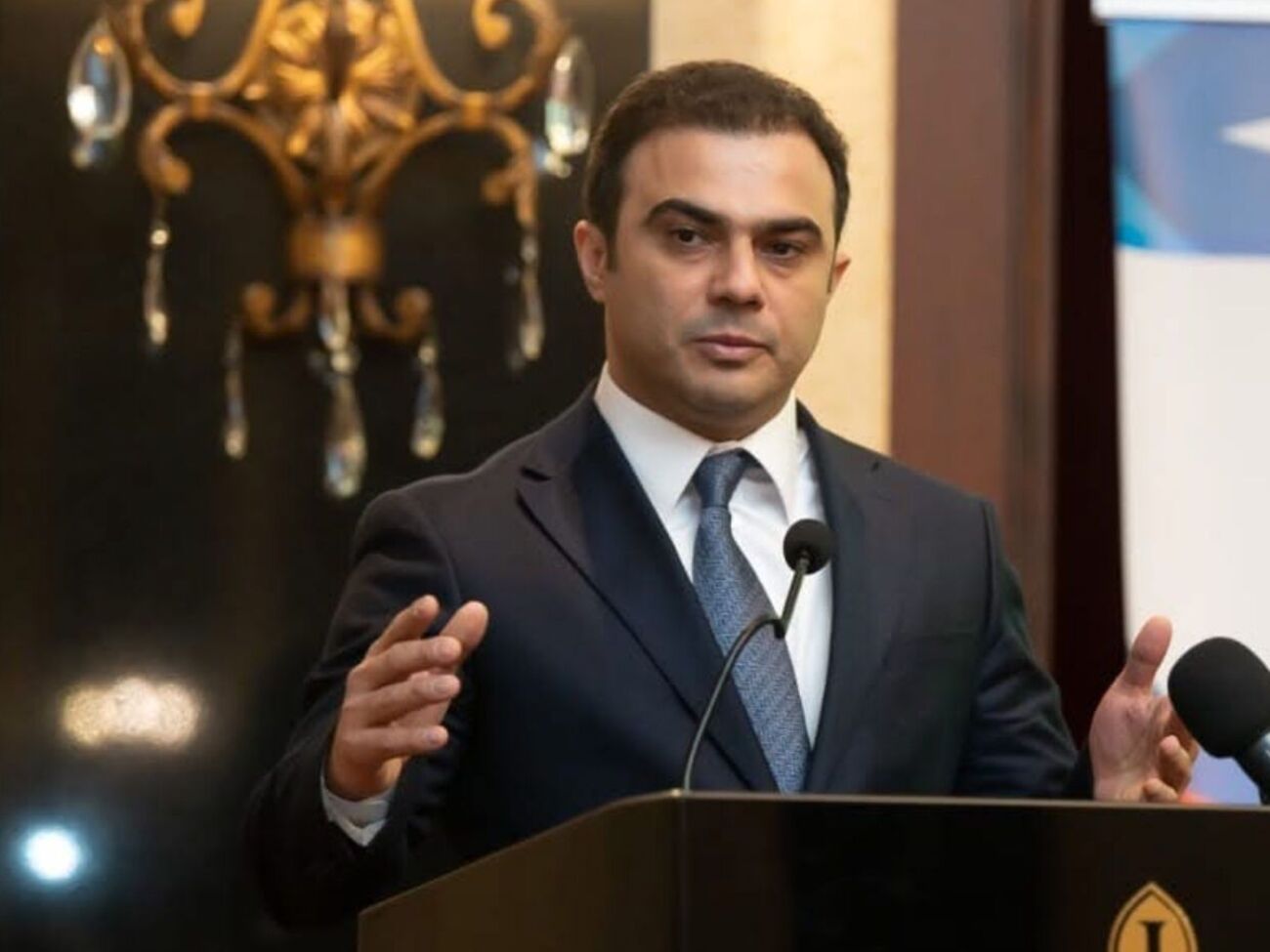 Путініст Марков у звільненій Шуші почувався чужим. У РФ його за це облили помиями