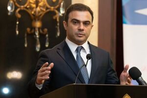 Путініст Марков у звільненій Шуші почувався чужим. У РФ його за це облили помиями