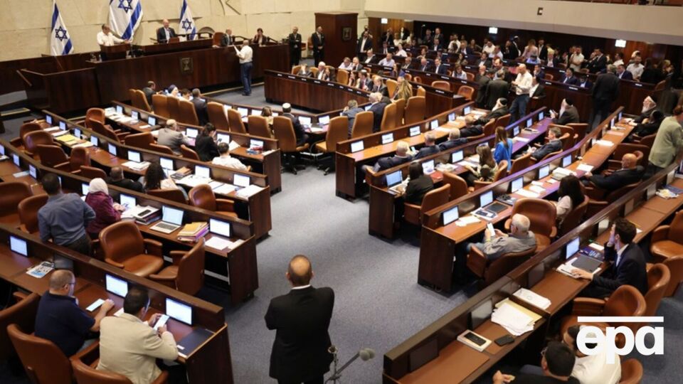 71 депутат проголосовал за, 13 – выступили против