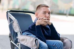 Гусакову заочно сообщили о подозрении в завладении средствами путем мошенничества под предлогом сбора помощи на лечение