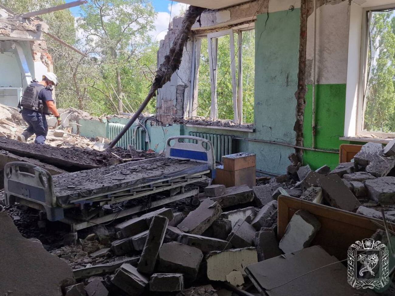 По данным полиции, россияне попали в туберкулезный диспансер