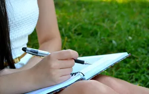 Зараз Музей "Голоси Мирних" зібрав понад 136 тис. історій про війну Росії проти України