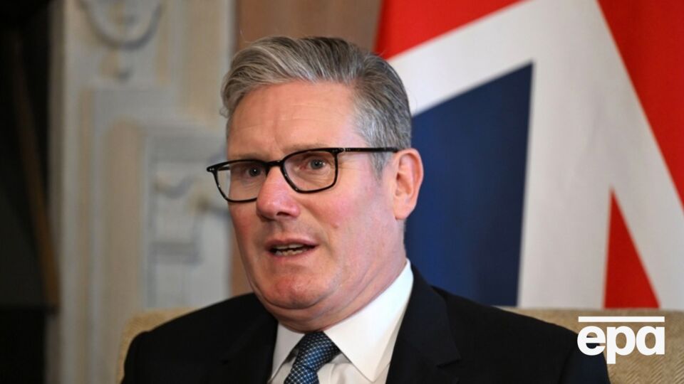 Великобритания еще не решила, будет ли подражать Франции, отмечает СМИ