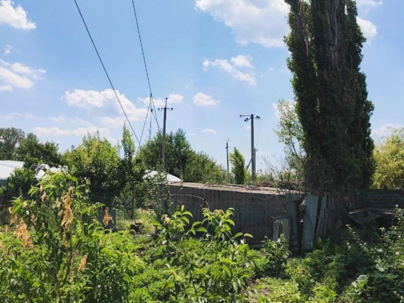 В некоторых населенных пунктах, приближенных к зоне боевых действий, энергетики ДТЭК возвращали свет уже десятки раз