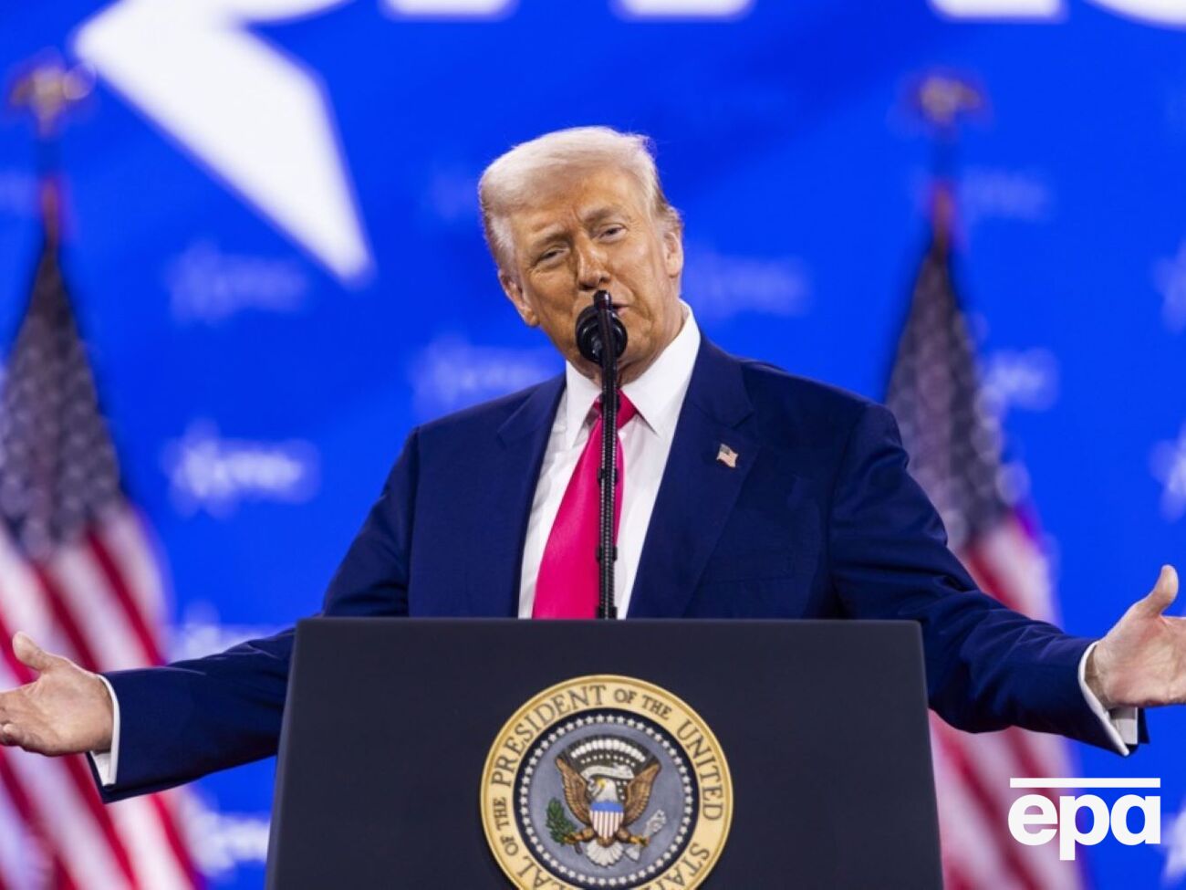 Трамп подчеркнул, что рассматривает ситуацию в целом