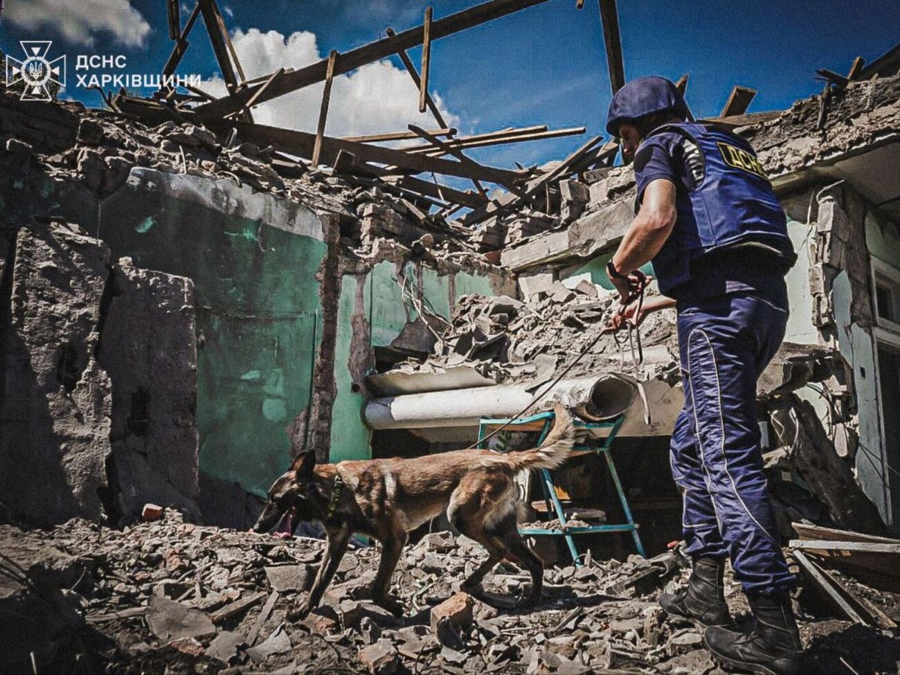 Аварийно-спасательные работы на месте авиаудара завершили