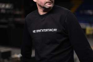 Смерти стало слишком много. Вот и вчера – приходила, забрала одного из нас, напомнила о себе