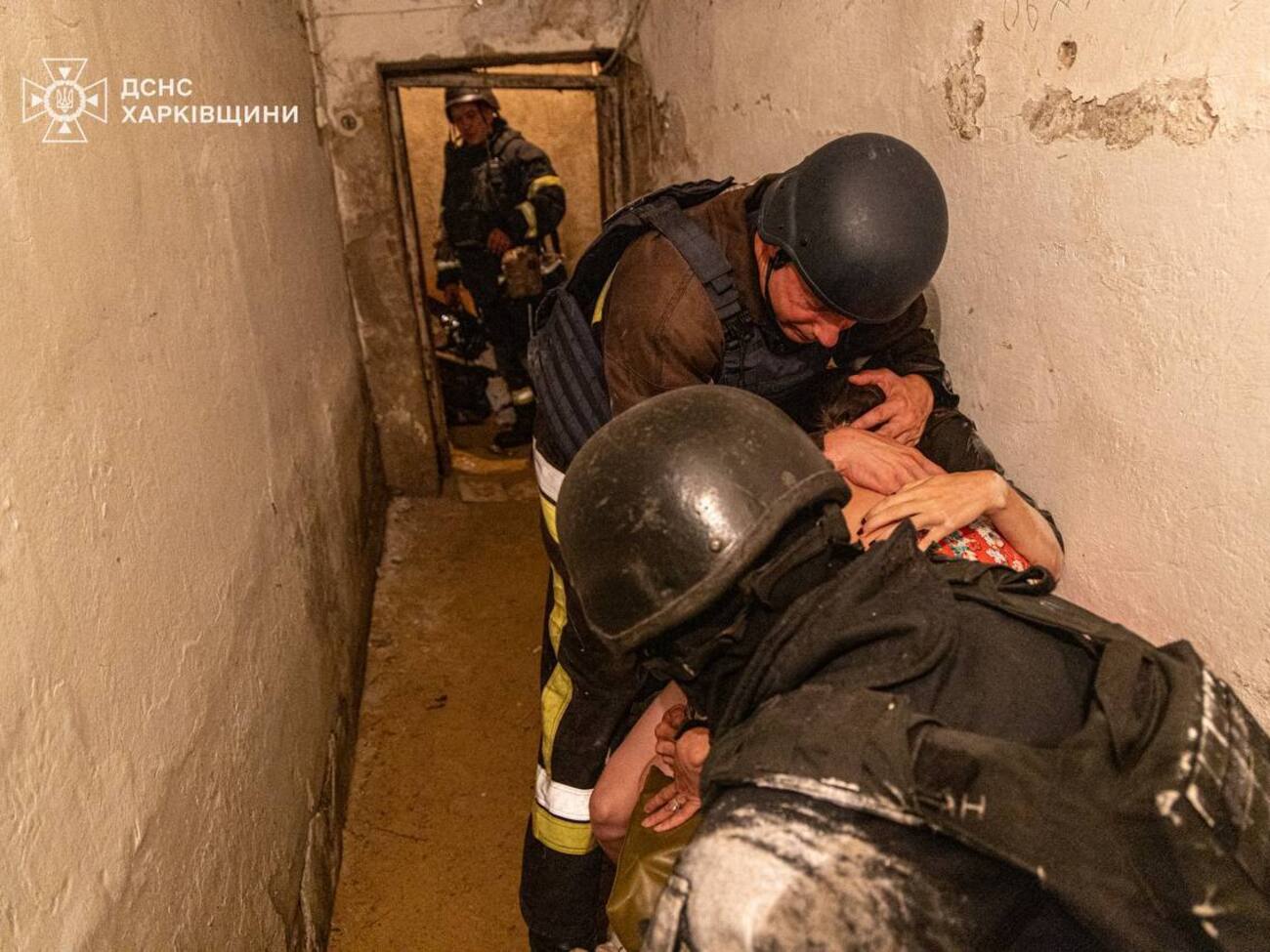 Оккупанты били по спасателям