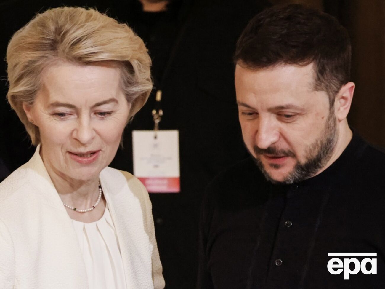 23 июля ряд украинских СМИ писал о разговоре Зеленского и фон дер Ляйен, но украинский президент это отрицает