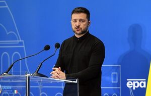 Зеленский: Продолжаются наши активные действия на Сумщине, и я благодарен каждому подразделению, которое постепенно вытесняет российские силы