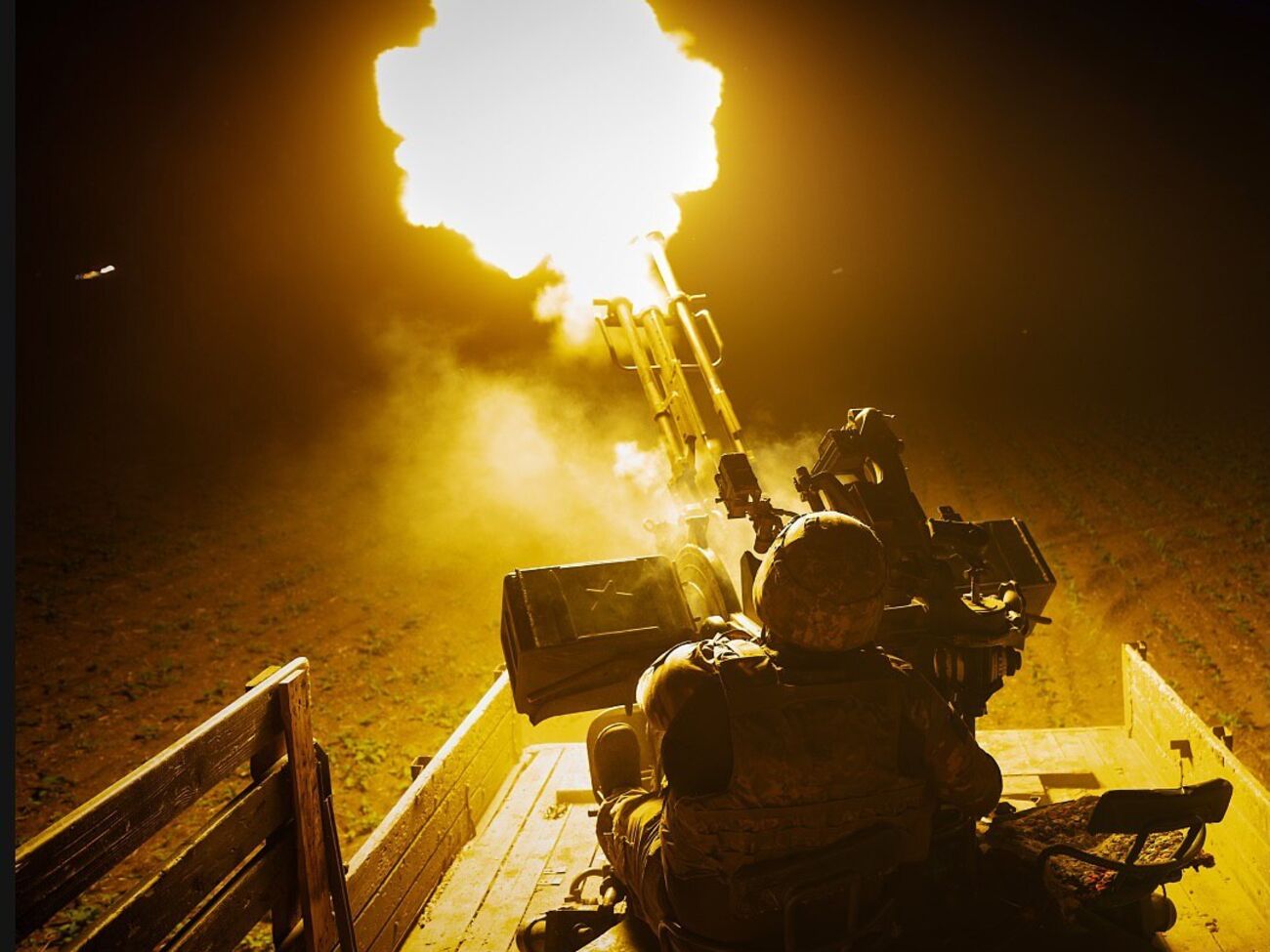 По словам Трегубова, сейчас главная миссия россиян – вклиниться между Покровском и Константиновкой