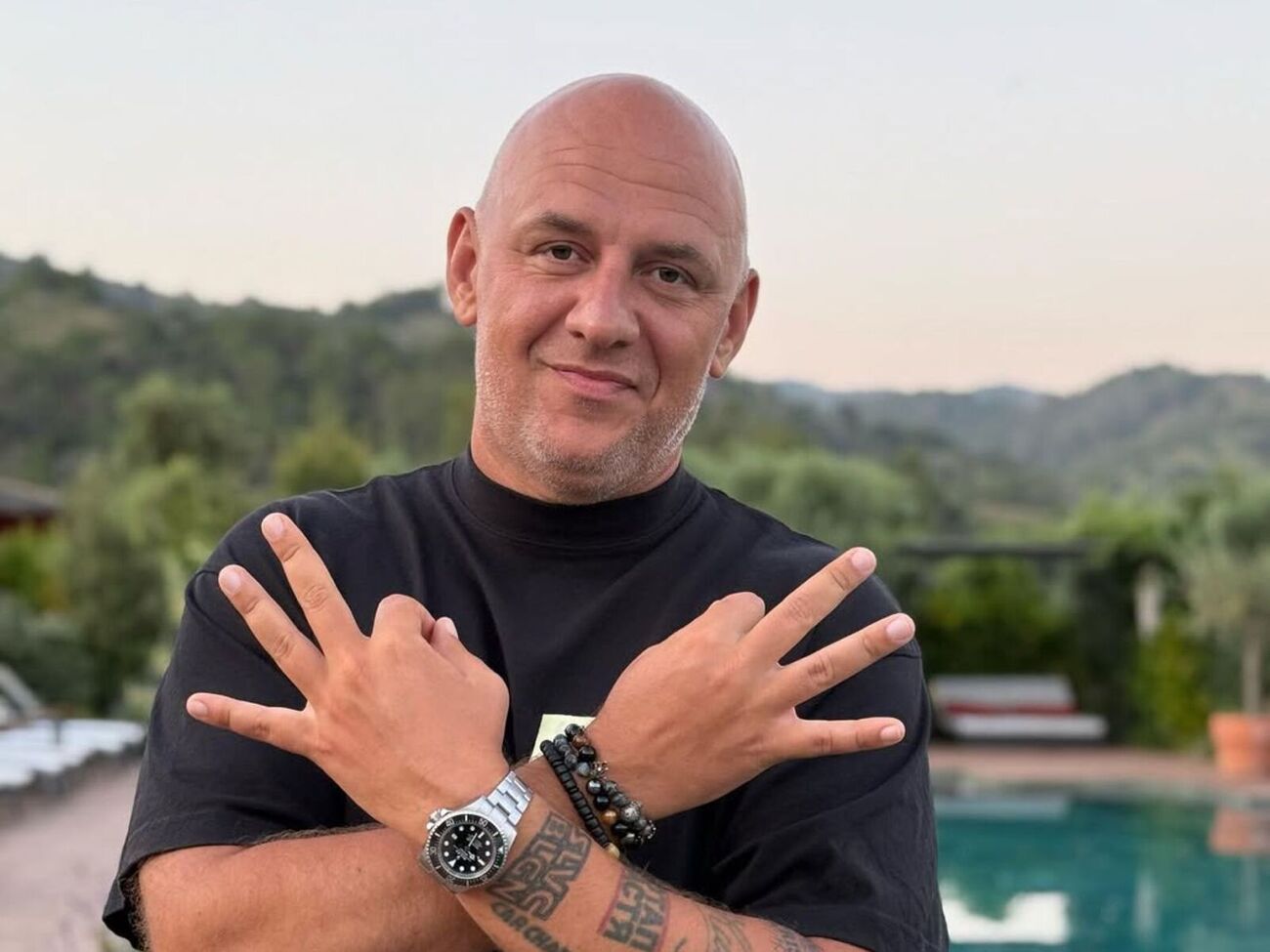 Потап повідомив, що прилетів до Юрмали з Амстердама