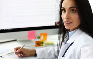 Українським медикам можна побажати "хронічного здоров'я" і "гіпертонічної зарплати"