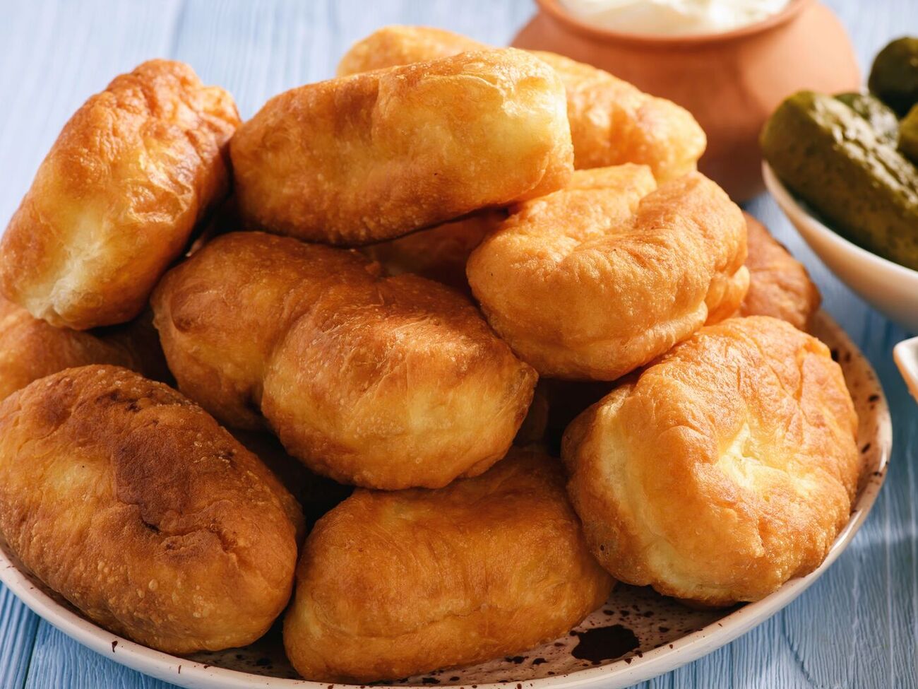 Для тіста знадобиться 2–2,5 ч. л. сухих дріжджів