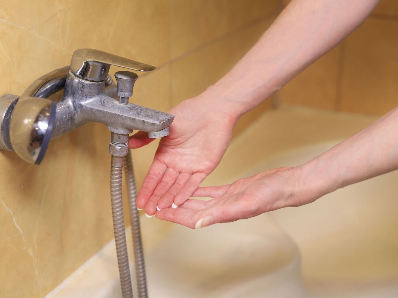 В Донецке дают воду макссимум раз в несколько дней