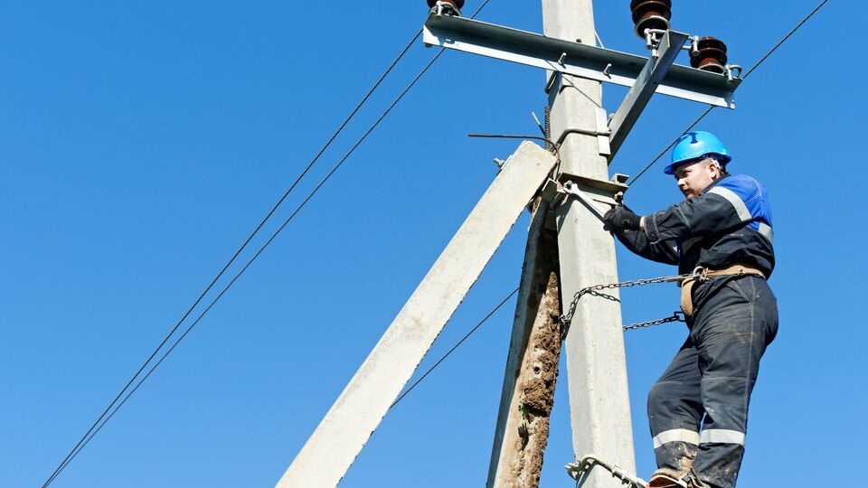 ДТЭК возобновляет энергоснабжение в Днепропетровской и Донецкой областях