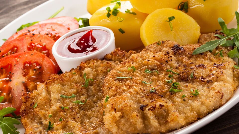 Для панировки понадобится 60 г сливочного масла