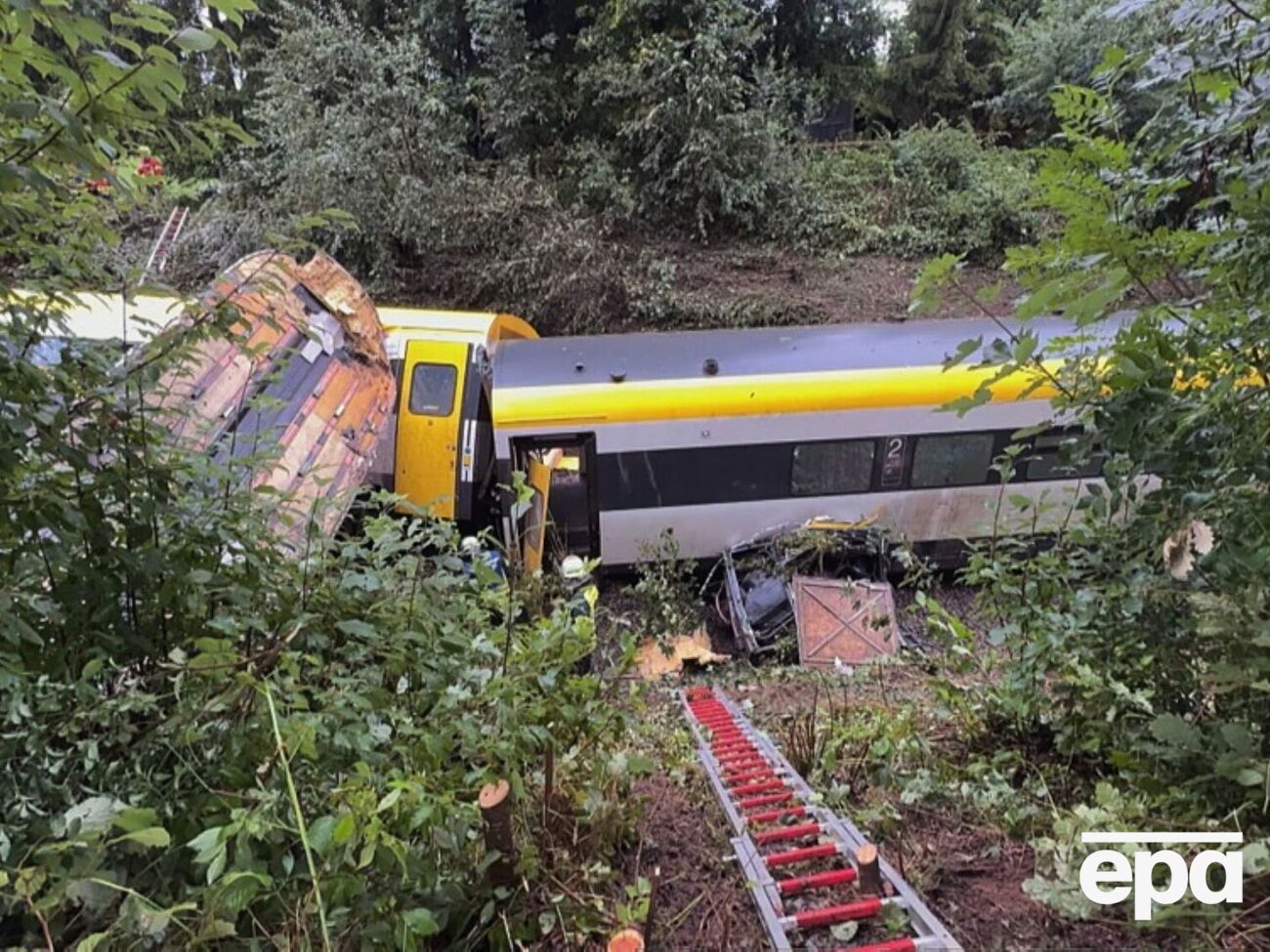 Погибли по меньшей мере три человека