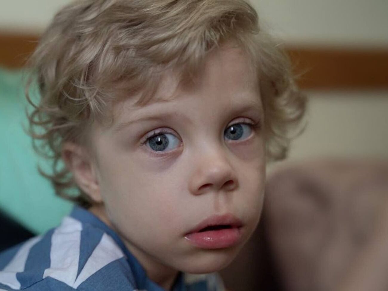 Мальчик сможет слышать окружающий мир