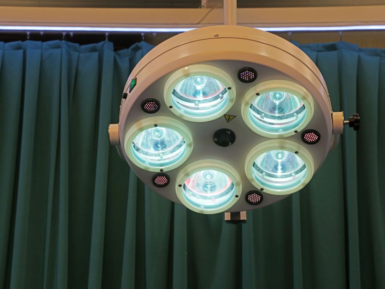 Акушеру-гинекологу может грозить до двух лет ограничения или лишения свободы