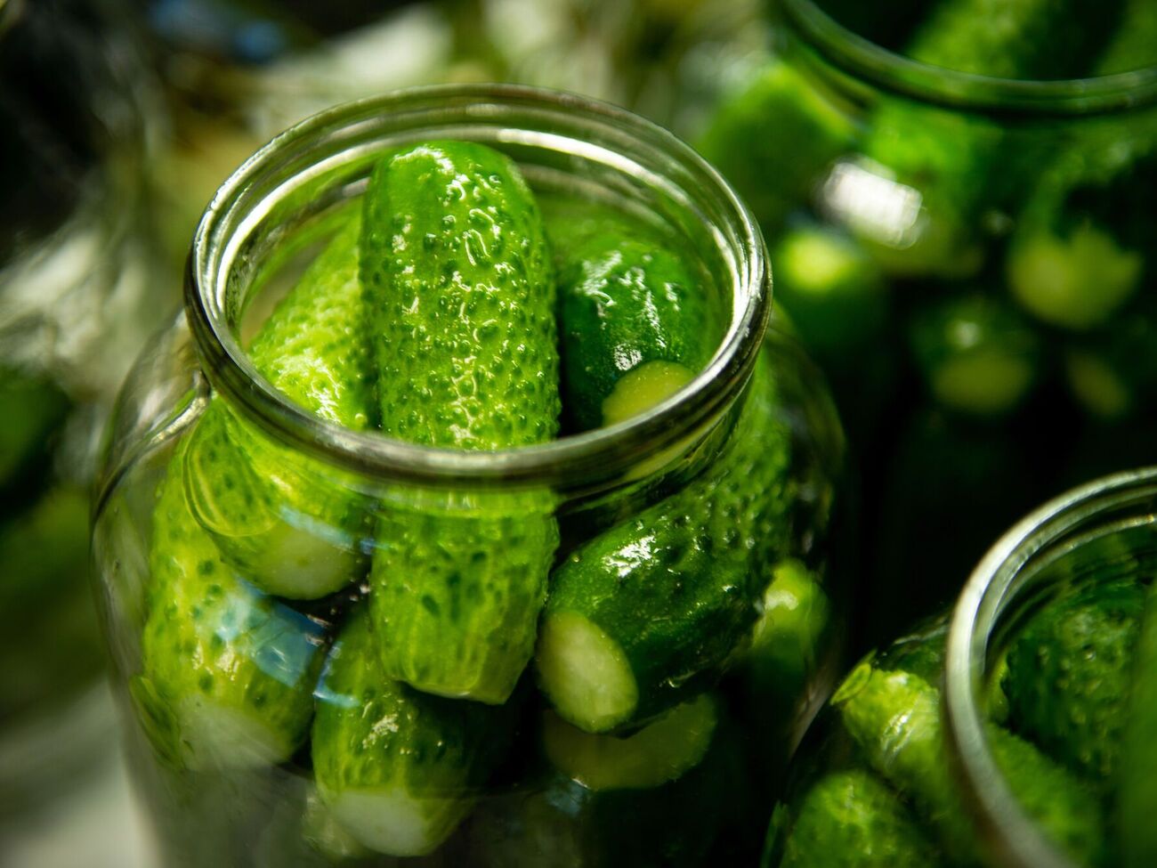 Это самый легкий способ сделать малосольные огурцы