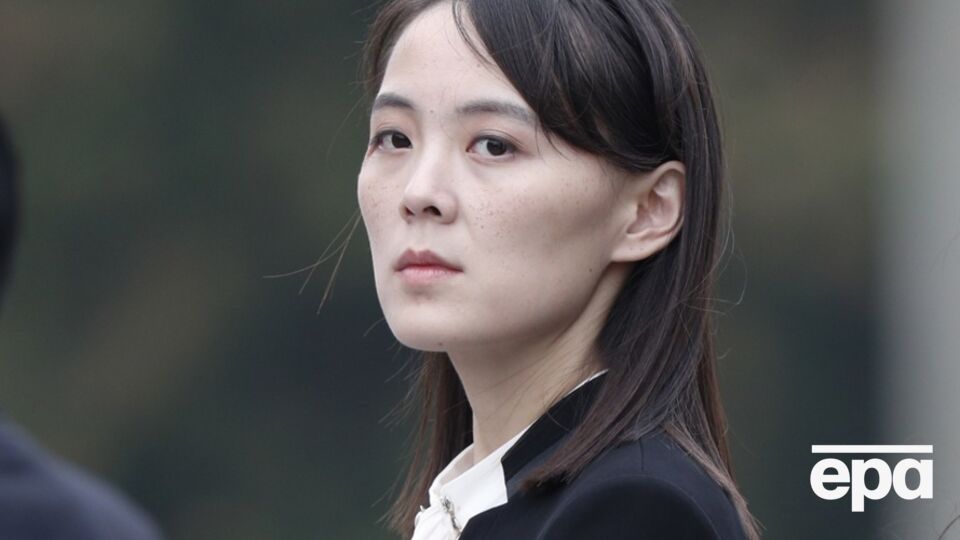 Кім Йо Чжон наголосила, що КНДР відкрита до будь-яких варіантів, щоб захистити свій нинішній державний статус