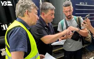 Ужесточение проверок произошло на фоне скандалов из-за сложностей и махинаций с приобретением билетов на популярные направления