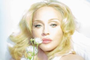 В начале карьеры Мадонна была участницей рок-групп