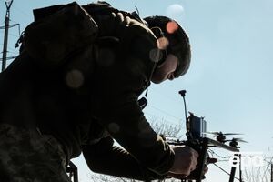 Украинские военные выслеживают и уничтожают российских дроноводов