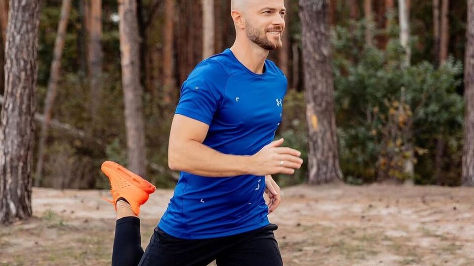 Первое время Яма скрывал, что тайно покинул Украину