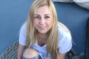 По словам Матвиенко, таксист проигнорировал ее просьбу закрыть окно