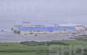 Угроза цунами объявлена на Камчатке, на всех Курильских островах, а также почти на всем восточном побережье Японии, на Аляске и в некоторых американских штатах