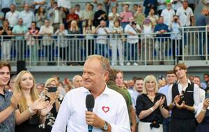 30,1% респондентів голосували б за "Громадянську коаліцію" Туска