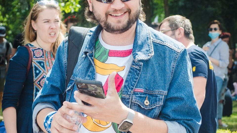 Серебрянский уехал с Украины после начала полномасштабного вторжения страны-агрессора России, отмечает Центр