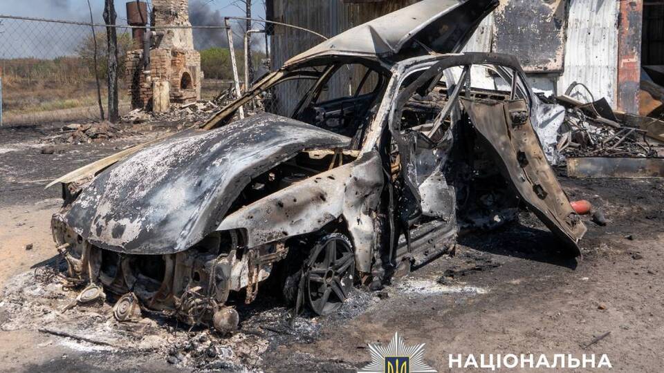 После обстрела села правоохранители и волонтеры смогли уговорить уехать только одного мужчину