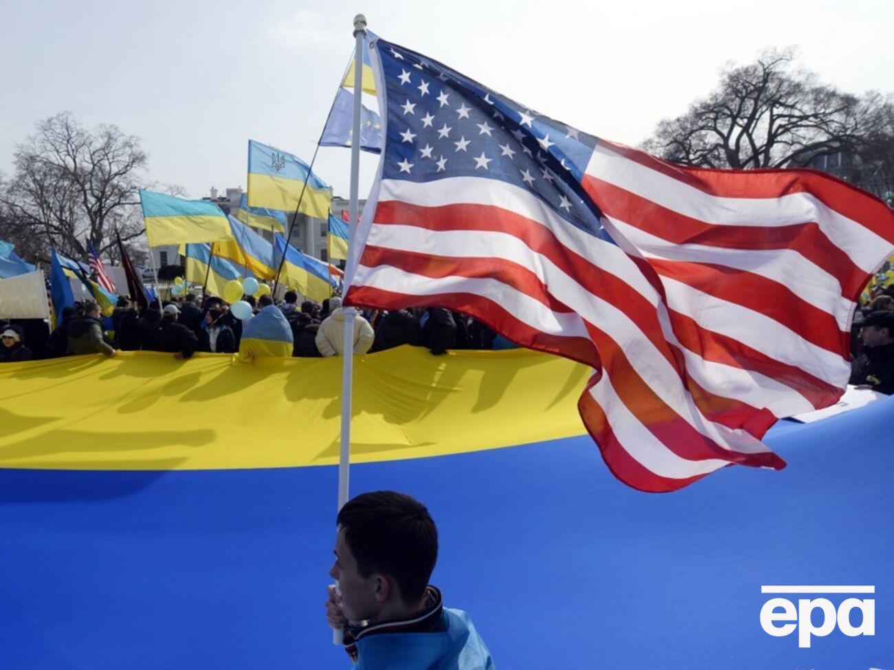 Американские законодатели поддержали новую помощь Киеву