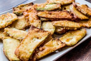 Кабачки подають як гарнір або закуску