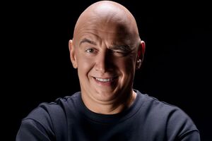 Потап сначала высмеял Тину Кароль в клипе, а затем заявил, что она от него открестилась