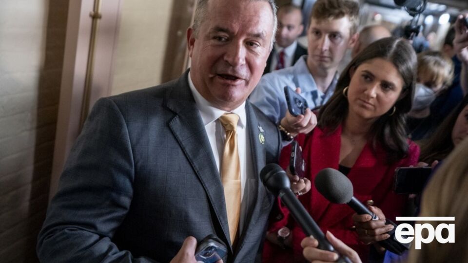 Бейкон – Трампу: Господин президент, ваша политика в отношении России не работает