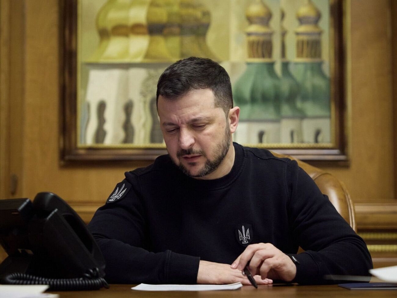 Зеленський мав із Трампом "важливу і змістовну розмову", зазначили в ОП