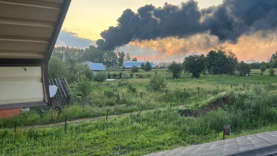 На поширених у соцмережах відео зафіксовано масштабні пожежі