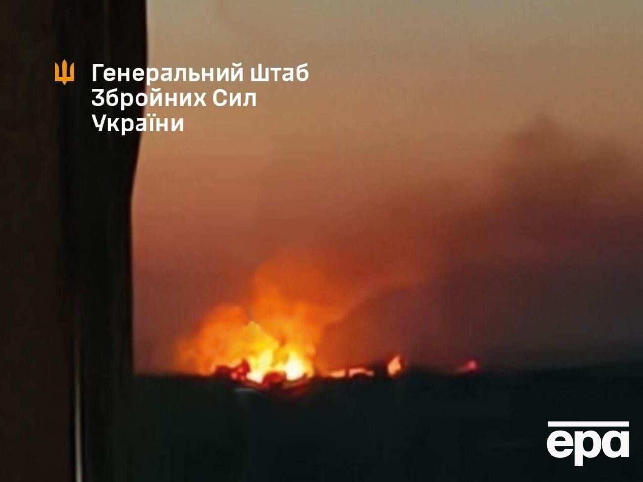 Военные уточнили, что поразили склад с управляемыми авиабомбами, учебно-боевой самолет и, вероятно, другие самолеты