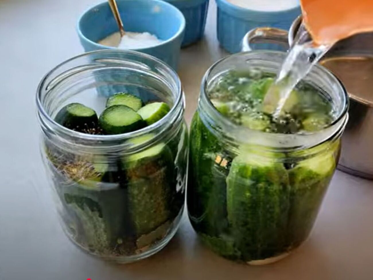 Огурцы нужно трижды залить кипятком