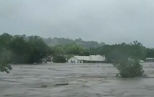 Техас страдает от внезапного наводнения